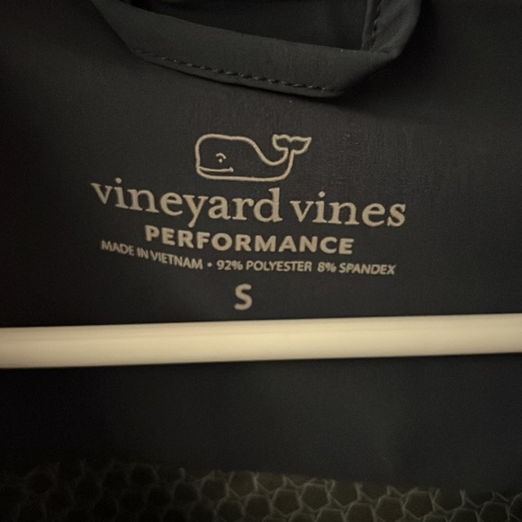 Vineyard vines convertible jacket. Performance wear - Picture 2 of 4